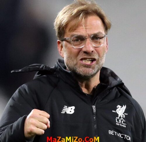 Jürgen Klopp وهو يشجع ويدعم فريق