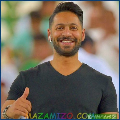 الفنان الكويتي حسن المطوع