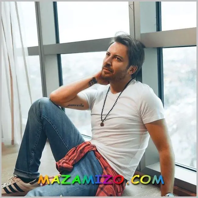الممثل تولغا غوليش