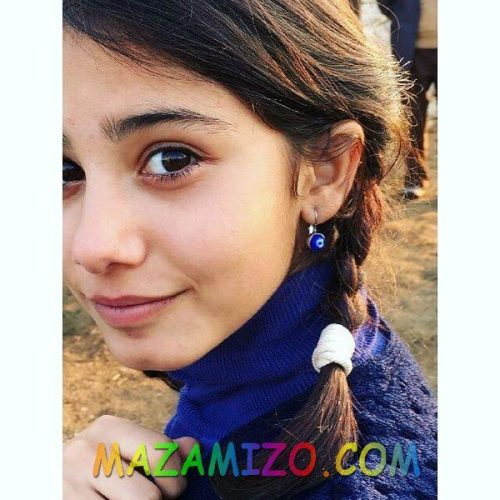 Small Helin Kandemir